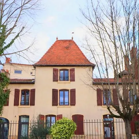 A Roanne, Terrasse Apartment